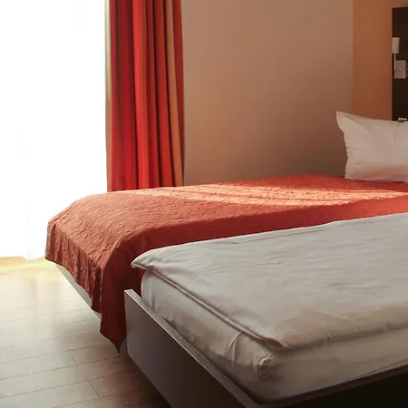 Auf Der Buehn 호텔 3*