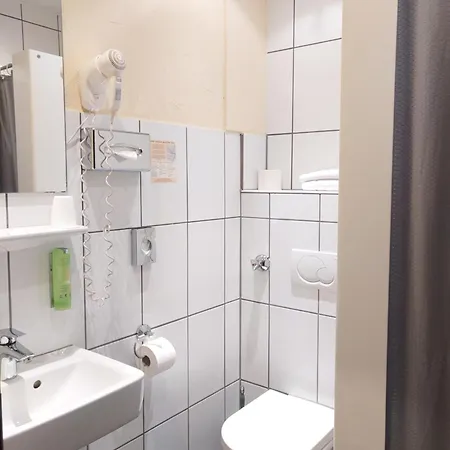 Auf Der Buehn 호텔 3*