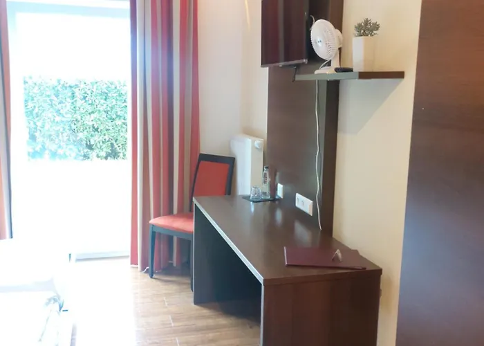 Hotel Auf Der Bühn 3*